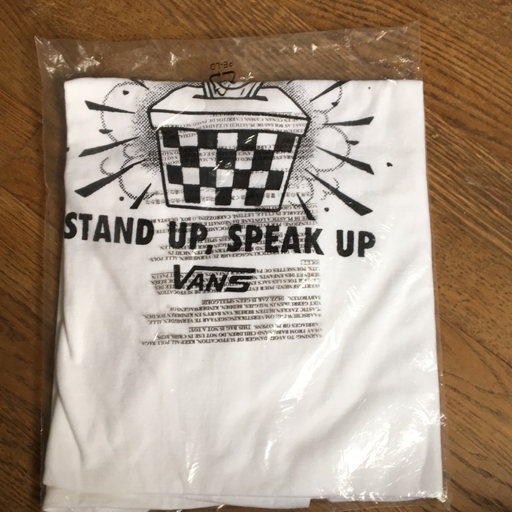 Vans White Vote Graphic T-shirt Size Large NEW - Picture 2 of 3